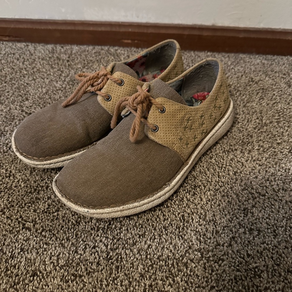 Casual Brown Women’s Shoes